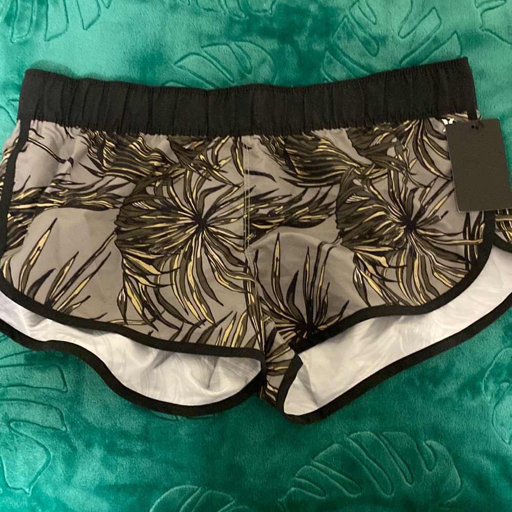 NWT Hurley Boardshorts, Large